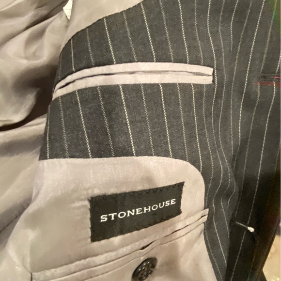 Stonehouse grey pinstripe 3 button suit - Picture 3 of 16